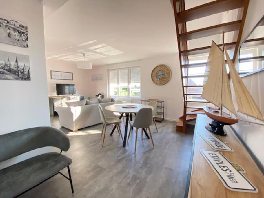 La Capitainerie Beau Duplex Face Port De Plaisance Lägenhet Étaples Exteriör bild